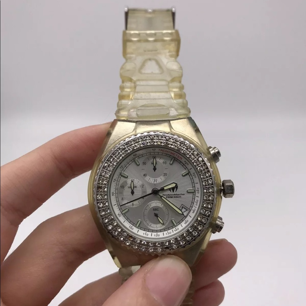 TECHNOMARINE CRUISE WHITE DIAMOND Bezel